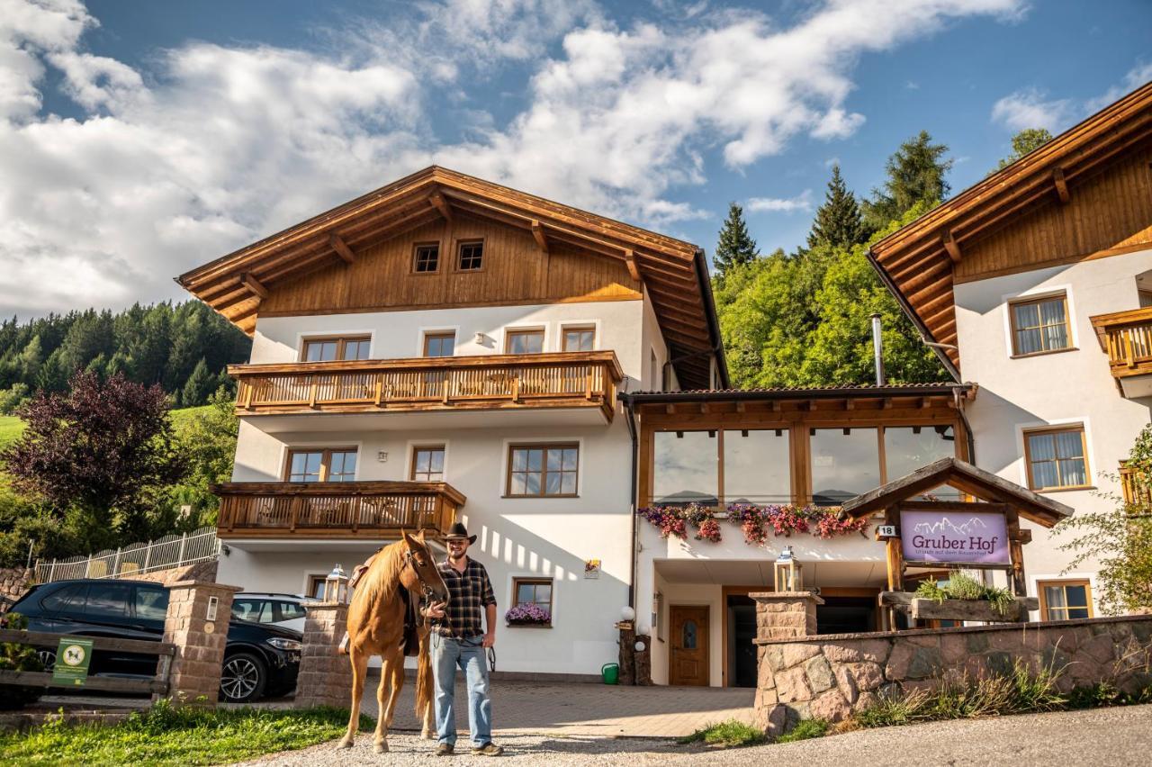 Gruberhof Coll Apartment Funes  Exterior photo