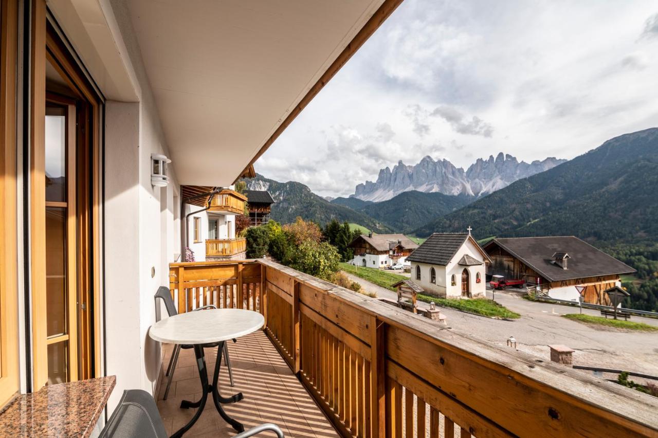 Gruberhof Coll Apartment Funes  Exterior photo